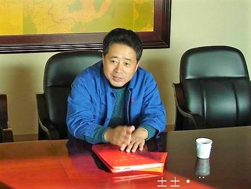 说明: 辽宁银珠化纺集团有限公司董事长杜选